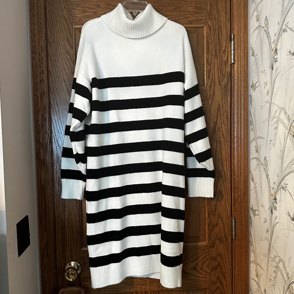 NEW Black White Striped Sweater Dress Nine West Sz Large